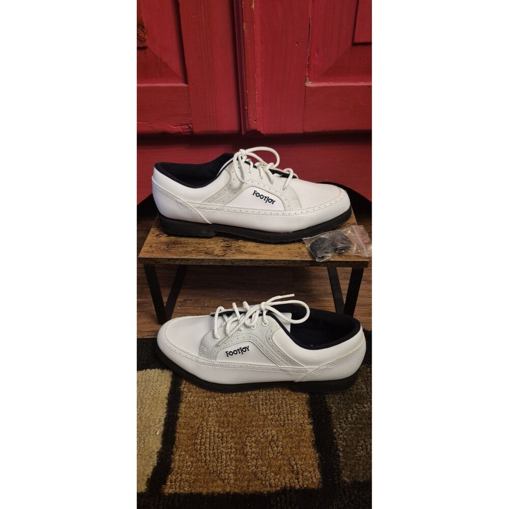 Footjoy Greenjoys 8.5 M Women's White & Taupe Soft Spike Golf Shoes WORN ONCE